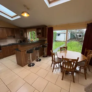  Holiday home The Walkinstown